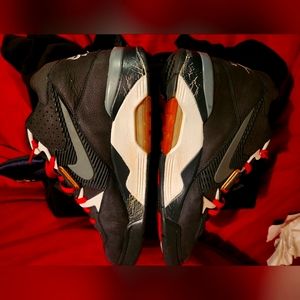 Vintage Nike Air 180 Charles Barkley